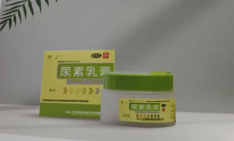 康神 醋酸曲安奈德尿素乳膏