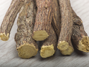 英立达 阿昔替尼片