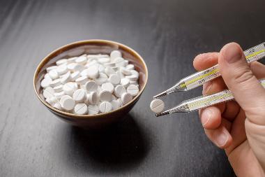 优选 碳酸氢钠片(套盒